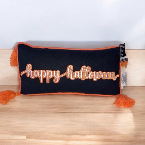 Halloween Black and Orange Halloween Pillow NEW - Picture 1 of 2